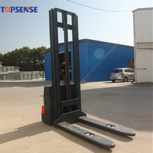 Apilador Móvil Eléctrico Automático Topsense de 1.5 Toneladas con Tracción en las Cuatro Ruedas y Neumáticos Sólidos, con Desplazador Lateral Eléctrico - Product Image 3