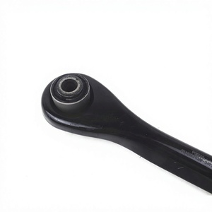 Brazos de Control para Ford Focus y Escape 13, Suspensión Trasera No Ajustable, Cortos y Rectos, 98AG5K743AF para Comercio Electrónico Transfronterizo - Product Image 3