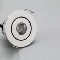 Lumières modernes d'armoire à LED Projecteurs de plafond à abat-jour pour PC Interrupteur tactile IP20 Construction en aluminium à haute luminosité pour