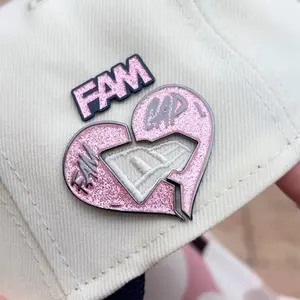 2023 yeni ürünler Pin Para Gorras Metal emaye pimleri kapaklar Charms donatılmış aşk pembe beyzbol yeni şapka pimleri meksika