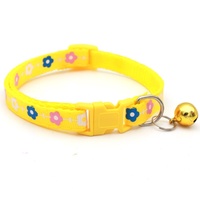 Collier pour animaux de compagnie en polyester à motif de fleurs et de vigne, imprimé cœur tricolore, avec clochette, pour la promenade en extérieur des chats et chiens
