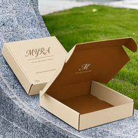 Boîtes cadeaux personnalisées avec logo, boîtes d'emballage pour chaussures et boîtes d'expédition, impression UV, motif utilisé pour l'emballage et l'expédition