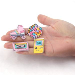 Colorido lindo Vintage broche <span class=keywords><strong>Rubik</strong></span> cubo juego máquina cinta patinaje zapatos para niños para fiestas bodas regalos - Product Image 6
