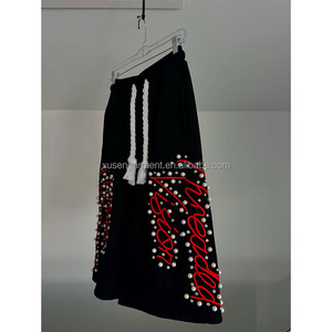 Pantaloncini <span class=keywords><strong>Bermuda</strong></span> da Uomo <span class=keywords><strong>in</strong></span> Cotone French Terry Oversize con Coulisse, Stampa Ricamata Personalizzata Estiva, Dettagli Perle e Strass, Stile Jogger - Product Image 2