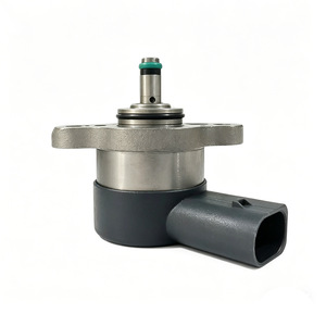 Vanne de régulation de pression de carburant 0281002241 pour système d'injection de carburant du moteur Mercedes-Benz - Product Image 1