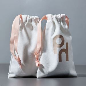 Sac à bijoux personnalisé, pochette en toile de coton biologique 100%, petit sac à cordon en coton avec logo pour l'emballage de bijoux en cadeau - Product Image 1