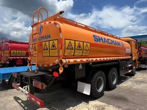 Camion-citerne à essence de nouvelle conception 17000L-23000L en alliage d'aluminium, véhicule industriel spécial de fabrication - Product Image 4