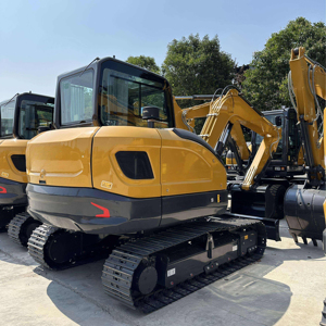 Mini-excavatrice sur chenilles puissante XE60G, 5960 kg, 6 tonnes, 36,8 kW, godet de 0,23 m³ pour le drainage agricole, l'aménagement paysager et les travaux urbains - Product Image 3