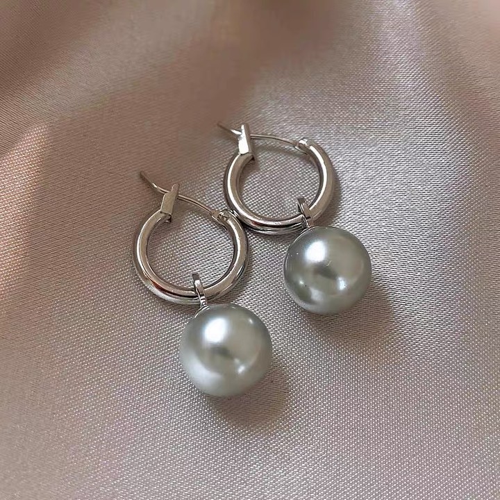 9 # boucle d'oreille-pistolet noir-cercle