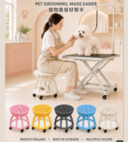Tabouret de toilettage pour animaux USMILEPET avec espace pour l'animal sous la place de l'humain, siège mobile à deux niveaux avec roulettes, chaise de toilettage pour animaux
