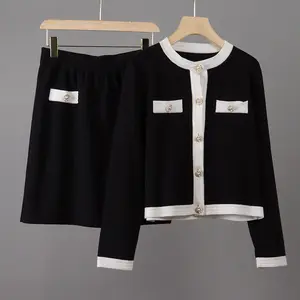 Benutzer definierte Logo Herbst Winter Pullover Strick Cardigan Damen schwarzen Rock Cardigan Set Frauen 2 Stück Anzug