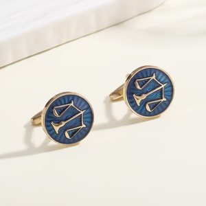 Gemelli per Camicia di Qualità all'Ingrosso, Personalizzabili in Smalto, Gemelli da Uomo con Bilancia della Giustizia, Gemelli Personalizzati per Avvocati - Product Image 3