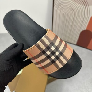 Venta directa de fábrica de pantuflas para hombre con logotipo personalizado de alta calidad, pantuflas de playa para mujer, sandalias de diseñador de marca de lujo - Product Image 4