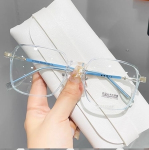 Gafas de Sol con Protección UV400 y Anti Luz Azul, Monturas Ópticas Grandes con Almohadillas Nasales de PC, Personalizables con Logotipo, Económicas y de Alta Calidad, para Hombre y Mujer - Product Image 5