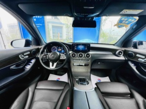 <span class=keywords><strong>Mercedes</strong></span>-Benz <span class=keywords><strong>GLC</strong></span> 300 L 4MATIC <span class=keywords><strong>2022</strong></span>, 258 CV, 2.0T, 9AT, toit ouvrant panoramique, 360°, en promotion °   Appareil photo, Vente en gros de voitures d'occasion - Product Image 2