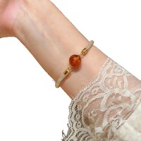 Gelang Manik-manik Benang Emas Vintage Besi Alami Amber Bunga Kantong Uang Perhiasan Tangan Uniseks Serbaguna Mewah Ringan dan Canggih