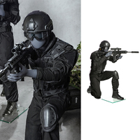 DQ-1 Ganzkörper-Männliche Erwachsenen-Schaufensterpuppe mit Eierkopf, Mattgrau, Sniper-Posen-Uniform-Mannequin