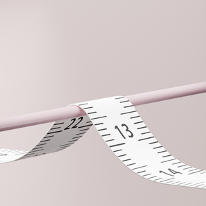 Ruban à mesurer portable souple, règle automatique rétractable magnétique pour mesures corporelles (poitrine, cuisse, bras), lame en plastique, blanc et rose - Product Image 4