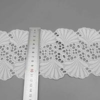 Dentelle brodée en coton à œillets, bordure festonnée en éventail, directement de l'usine, pour robes et textiles de maison