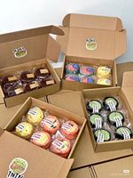 Boîte à biscuits pliable biodégradable en gros, meilleur prix, avec 6 séparateurs, emballage de luxe pour biscuits de qualité alimentaire avec estampage à chaud