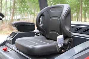 Carretilla elevadora eléctrica de 4 toneladas Clase de manejo de materiales Carretilla elevadora eléctrica contrapesada de 4 toneladas Categoría de producto Carretillas elevadoras eléctricas - Product Image 3