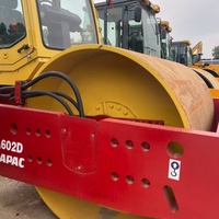 Rouleau compresseur Dynapac CA602D d'occasion, populaire et puissant, pour le compactage des fondations sur les chantiers routiers