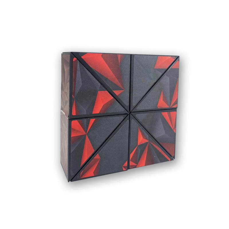 ลูกบาศก์มายากลทางเรขาคณิต151 218