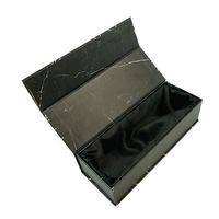 Emballage de bouquet de fleurs de luxe en carton ondulé avec motif en marbre noir personnalisé, matériaux recyclés, rabat magnétique, boîte cadeau