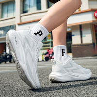 Haut de gamme décontracté Tennis chaussures de course respirant maille formateurs plaque de carbone léger à la mode automne été printemps Sports