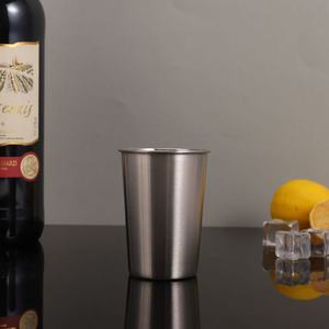 Fabrication <span class=keywords><strong>de</strong></span> tasses à vin en acier inoxydable avec logo personnalisé 12oz Tumbler Pint Cup Mugs - Product Image 4