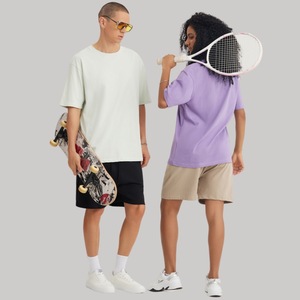 เสื้อยืดสตรีทแวร์เฮฟวี่เวตของผู้ชายผ้าคอตตอนโอเวอร์ไซส์เปิดไหล่100% กราฟิก - Product Image 3
