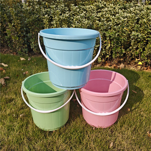 Cubos de Plástico para Agua, Colores Variados, Portátiles, Duraderos, Multiusos, para Uso Doméstico - Product Image 1