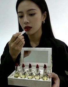 Luxurious Lipstick 5-piece Set - Organic Vegan Gold Tube Lipstick - Romantic Velvet <b>Box</b> <b>Packaging</b> - Vegan Cosmetics - Product Image 5