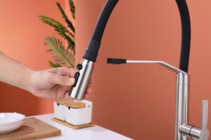 Stainless Steel Eco-Friendly Kitchen Faucet Magnetic Suction Pull-out Faucet Commercial Sink Water Mixer Faucet - Product Image 3