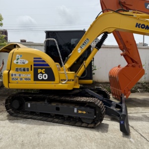 Mini-pelle Komatsu PC60 d'occasion de haute qualité, moteur d'origine de 6 tonnes, à faible coût, en vente à Shanghai - Product Image 4