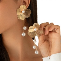 Anting-anting tusuk berumbai bunga Ginkgo tiga dimensi bertekstur, berlapis logam, gaya Eropa Amerika, manis dan keren