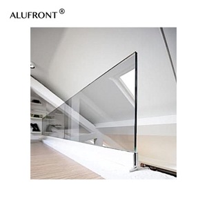 Base en profilé d'aluminium 6063 de style moderne Pont à chaussures linéaire en <span class=keywords><strong>U</strong></span> Garde-corps de balcon en verre sans cadre pour villas - Product Image 6