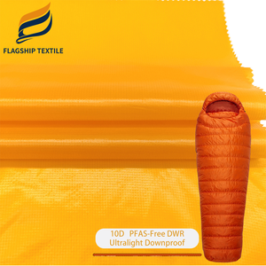 Tessuto Taffetà Ultraleggero in Nylon Ripstop 20D da 35GSM, Ecologico, Impermeabile, Senza PFAS, con Trattamento DWR, Anti-Piuma, per <span class=keywords><strong>Sacchi</strong></span> <span class=keywords><strong>a</strong></span> Piuma per Ragazze e Ragazzi - Product Image 1