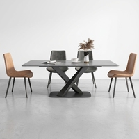 Table à manger rectangulaire en marbre de luxe moderne avec pieds en acier inoxydable noir en forme de X pour villa, mobilier de salle à manger haut de gamme