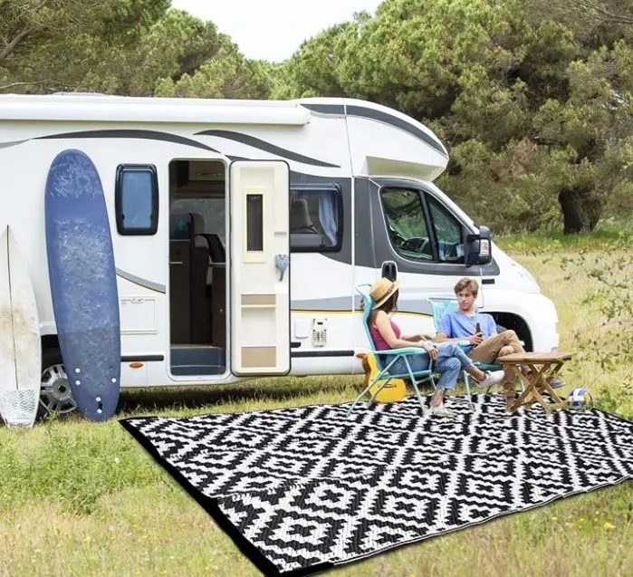 Camping accessories woven recycled plastic picnic woven mat outdoor 8x10 9x12 pvc rv mat