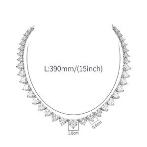 Nuova Collezione Alla Moda: Collana Personalizzata da Donna in Acciaio Inox Platinato con Cuore in Zirconia, Catena con Cristalli Scintillanti e Strass - Product Image 6