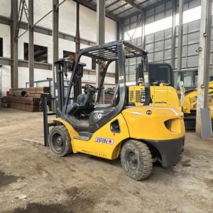 รถยก FD30 Komatsu มือสองรถยกดีเซล FD30มือสองประสิทธิภาพสูง - Product Image 2