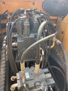 Pelle hydraulique sur chenilles Hyundai 150lc-9 d'occasion 15 tonnes, peinture originale, moteur, boîte de vitesses, pompe, composants du noyau pour rapport fourni - Product Image 4