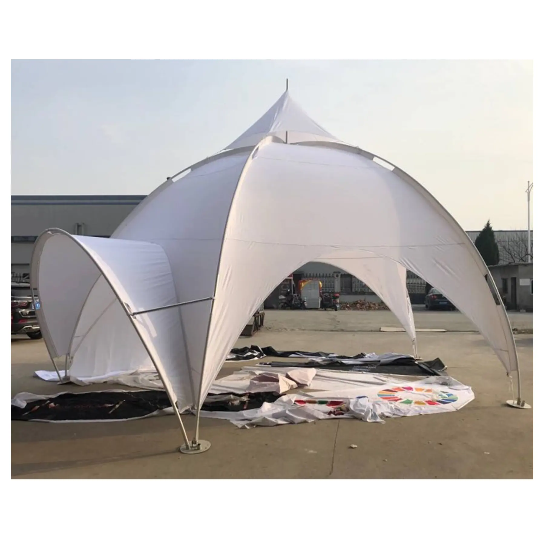 Wit Reclame Dome Tenten, Vijfhoekige Boog Spider Tent Met Boog En Muren