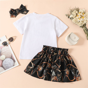 Spot Children's Clothing New, 2023 Girls Short-Sleeved Letter T-Shirt Pleated Korean Skirt <strong>Suit</strong> Girls 2 Pcs Outfits 4 Years Old/ - Product Image 2
