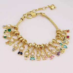 BC1540 Pulsera Elegante con Cadena de Serpiente y Dije de Princesa de la Sirenita, Rapunzel y Cenicienta, Chapada en Oro de 18k con Circonitas Cúbicas para Mujer - Product Image 5