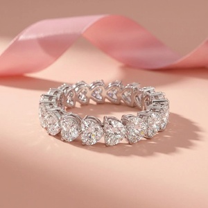 Bague en diamant East-West Heart Full Eternity Band - Or 9k, 14k, 18k - Product Image 1