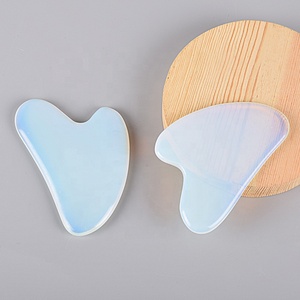 Cuore opale <span class=keywords><strong>Gua</strong></span> <span class=keywords><strong>Sha</strong></span> Stone Natural Moonstone Facial Jade Roller e <span class=keywords><strong>Gua</strong></span> <span class=keywords><strong>Sha</strong></span> Set Opalite Moon Guasha Massager Kit per il viso - Product Image 3