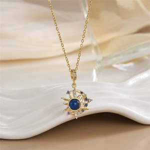 Vacaciones superventas pareja magnética de acero inoxidable Luna estrella dorado brillante colgante no se desvanece collar - Product Image 2