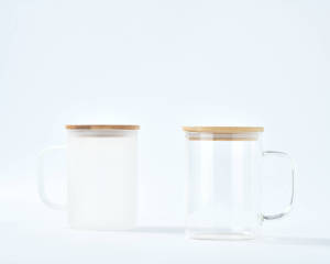 Vente en gros de gobelets en verre transparent/givré de 15 oz avec poignée et couvercle en bambou pour sublimation - Product Image 4